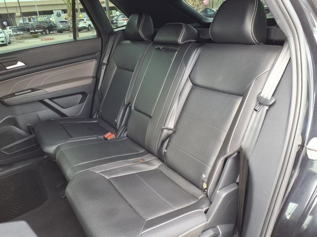 2022 Volkswagen Atlas Cross Sport 2.0T SEL R-Line