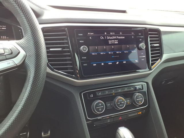 2022 Volkswagen Atlas Cross Sport 2.0T SEL R-Line