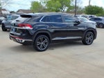 2022 Volkswagen Atlas Cross Sport 2.0T SEL R-Line