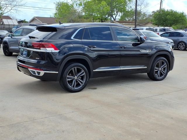 2022 Volkswagen Atlas Cross Sport 2.0T SEL R-Line