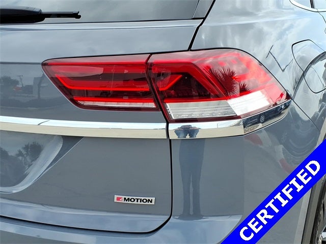 2022 Volkswagen Atlas Cross Sport 3.6L V6 SEL R-Line