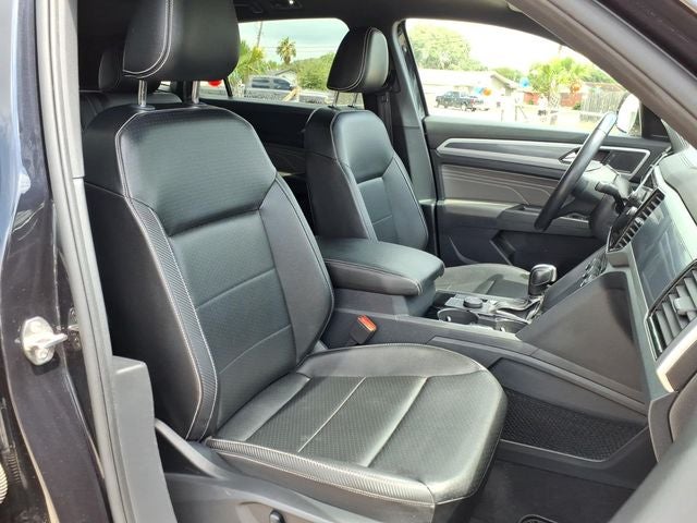 2022 Volkswagen Atlas Cross Sport 3.6L V6 SEL R-Line