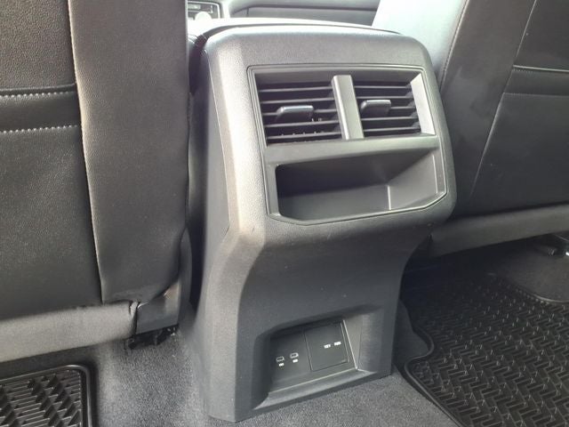 2022 Volkswagen Atlas Cross Sport 3.6L V6 SEL R-Line