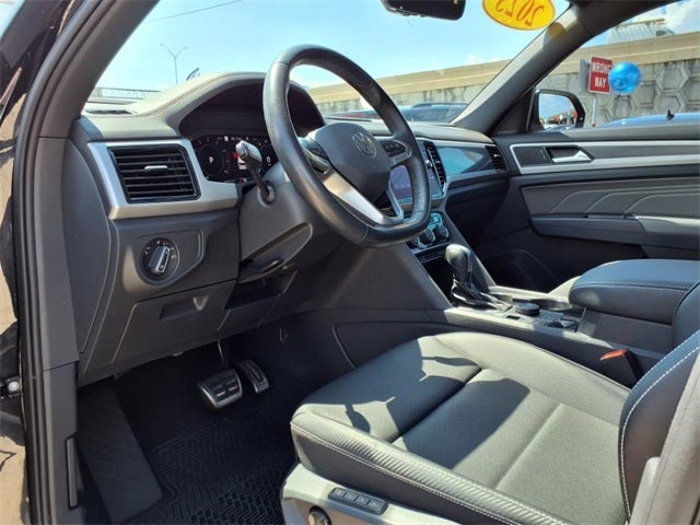 2023 Volkswagen Atlas Cross Sport 3.6L V6 SEL R-Line