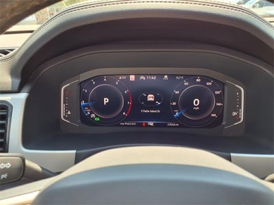 2023 Volkswagen Atlas Cross Sport 3.6L V6 SEL R-Line