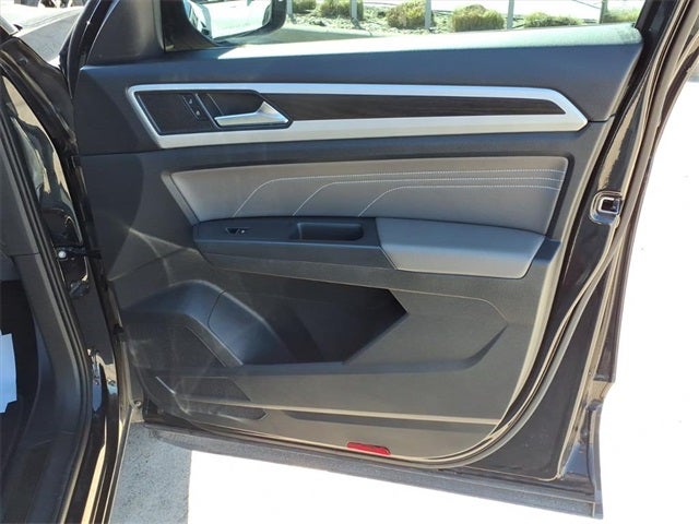 2023 Volkswagen Atlas 2.0T SE w/Technology