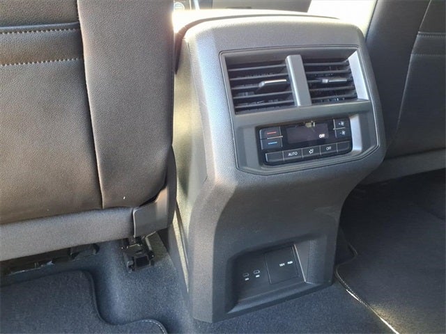 2023 Volkswagen Atlas 2.0T SE w/Technology