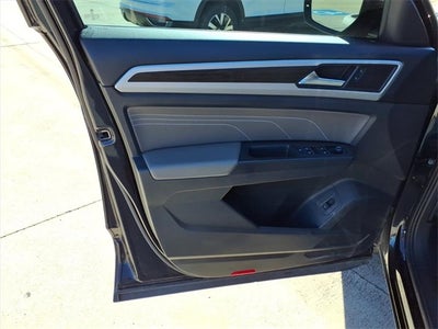 2023 Volkswagen Atlas 2.0T SE w/Technology