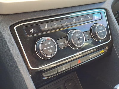 2023 Volkswagen Atlas 2.0T SE w/Technology