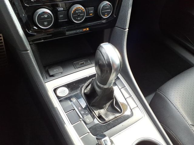 2020 Volkswagen Passat 2.0T R-Line