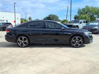 2020 Volkswagen Passat 2.0T R-Line