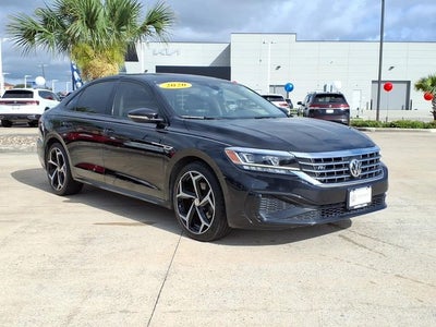 2020 Volkswagen Passat 2.0T R-Line