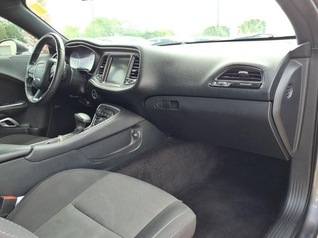 2015 Dodge Challenger R/T Shaker