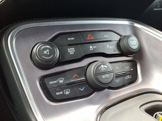 2015 Dodge Challenger R/T Shaker