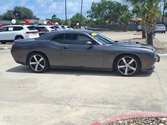 2015 Dodge Challenger R/T Shaker