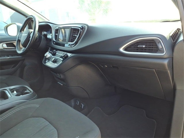 2020 Chrysler Pacifica Touring