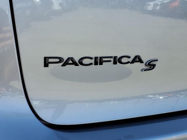 2020 Chrysler Pacifica Touring