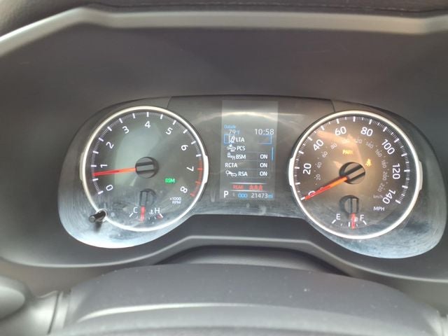 2022 Toyota RAV4 XLE