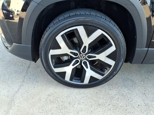 2023 Volkswagen Taos 1.5T SEL