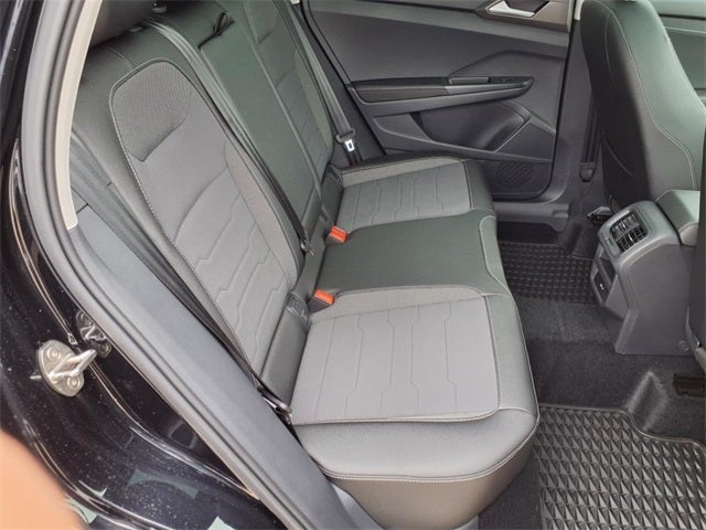 2025 Volkswagen Taos 1.5T SE Black