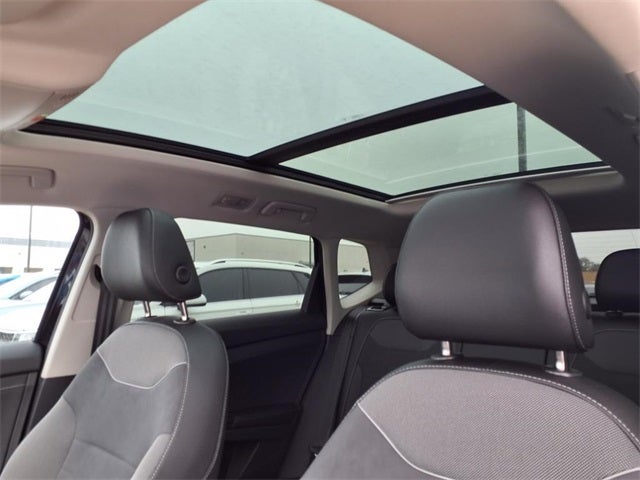 2025 Volkswagen Taos 1.5T SE Black