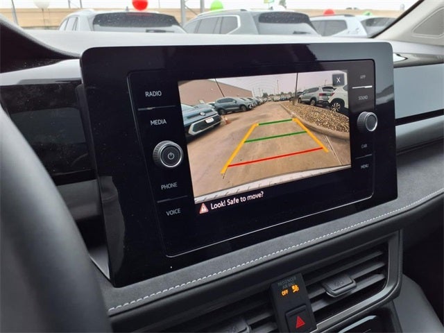 2025 Volkswagen Taos 1.5T SE Black