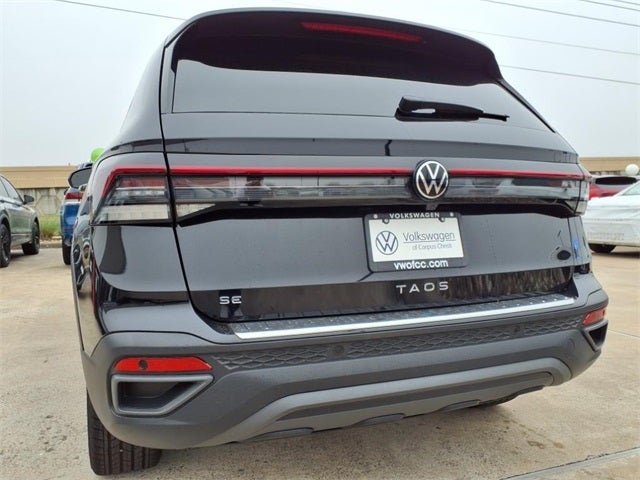 2025 Volkswagen Taos 1.5T SE Black