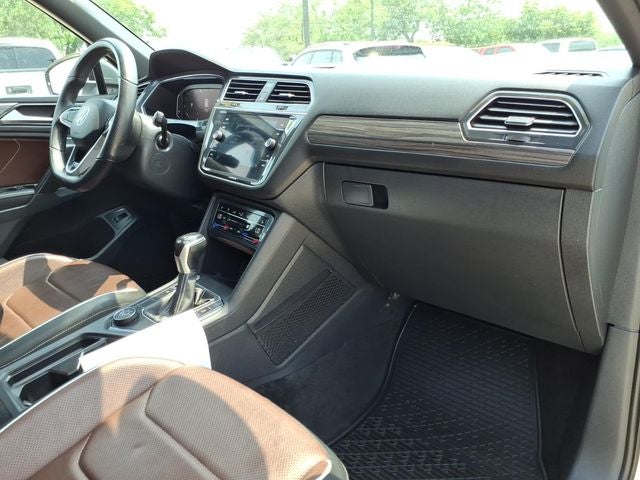 2022 Volkswagen Tiguan 2.0T SEL R-Line