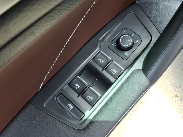 2024 Volkswagen Tiguan 2.0T SEL R-Line