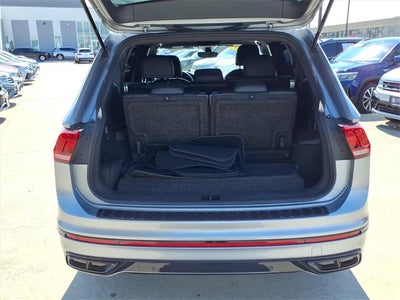 2023 Volkswagen Tiguan 2.0T SE R-Line Black