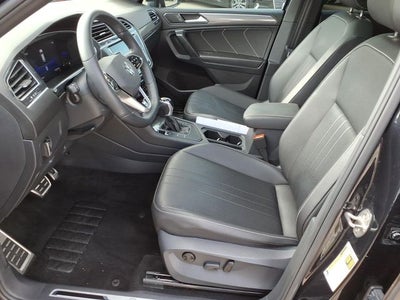 2023 Volkswagen Tiguan 2.0T SE R-Line Black