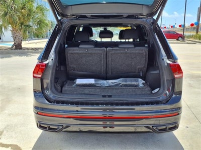 2024 Volkswagen Tiguan 2.0T SE R-Line Black