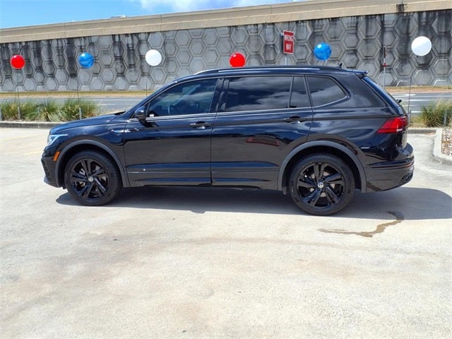 2024 Volkswagen Tiguan 2.0T SE R-Line Black