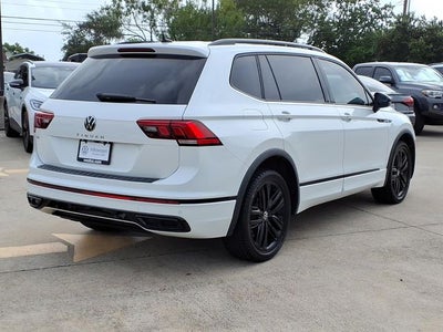 2022 Volkswagen Tiguan 2.0T SE R-Line Black