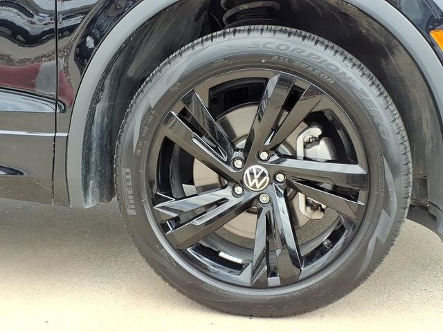 2024 Volkswagen Tiguan 2.0T SE R-Line Black