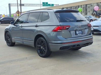 2022 Volkswagen Tiguan 2.0T SE R-Line Black