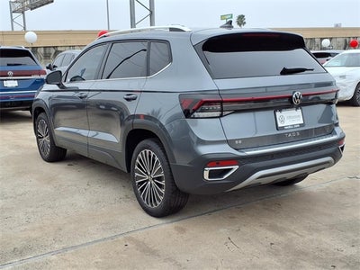 2025 Volkswagen Taos 1.5T SE
