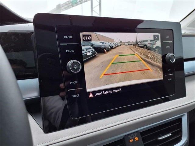 2025 Volkswagen Taos 1.5T SE