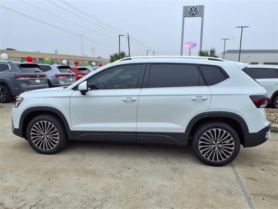 2025 Volkswagen Taos 1.5T SE