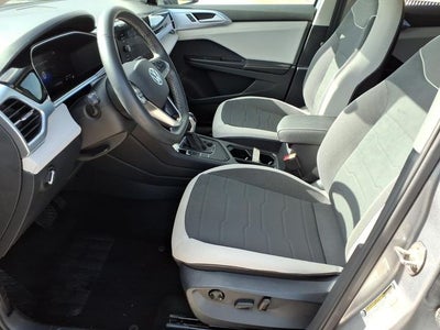 2025 Volkswagen Taos 1.5T SE