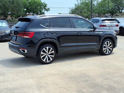 2024 Volkswagen Taos 1.5T SE