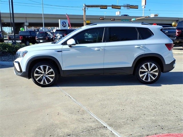 2024 Volkswagen Taos 1.5T SE