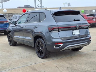 2025 Volkswagen Taos 1.5T SE