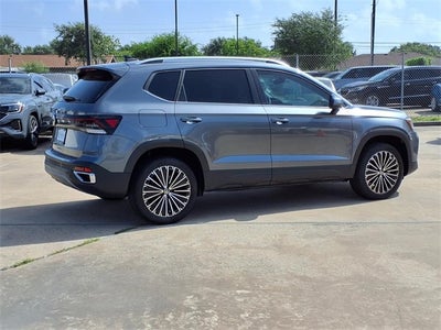 2025 Volkswagen Taos 1.5T SE