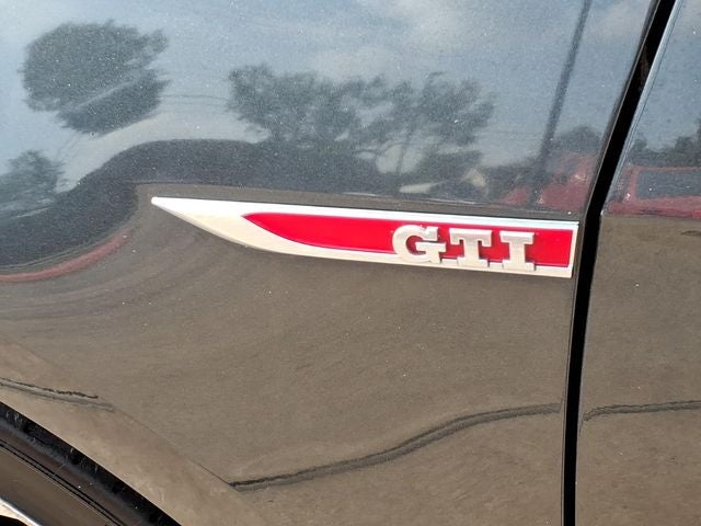 2017 Volkswagen Golf GTI Sport