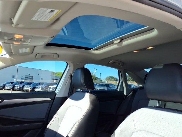 2025 Volkswagen Jetta 1.5T SE