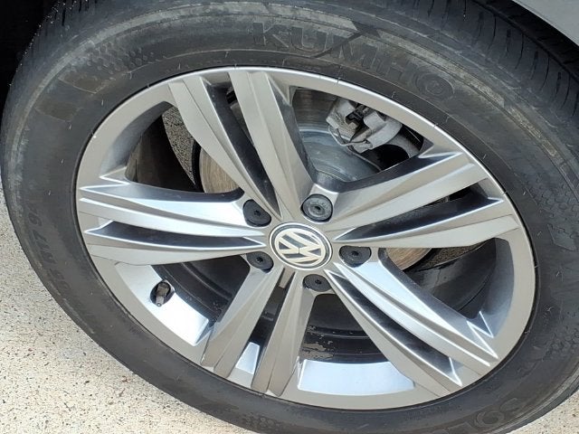 2019 Volkswagen Jetta R-Line