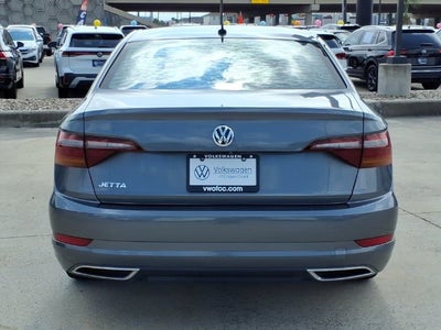 2019 Volkswagen Jetta R-Line