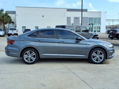 2019 Volkswagen Jetta R-Line