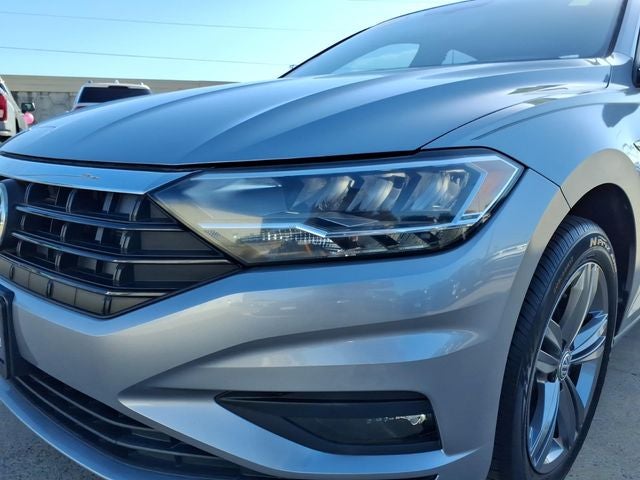 2019 Volkswagen Jetta R-Line